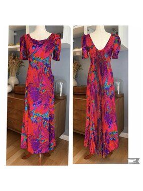 Vintage 60’s McInerny Kamehameha Hawaii psychedelic Maxi Dress Pleated Train